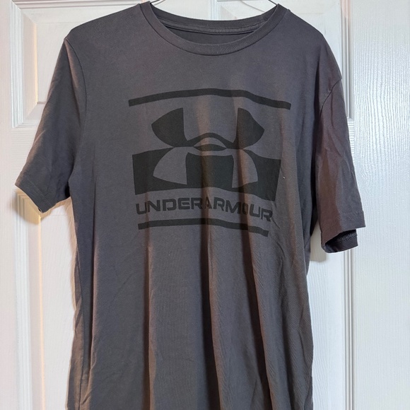 Under armor grey tee - Picture 1 of 2